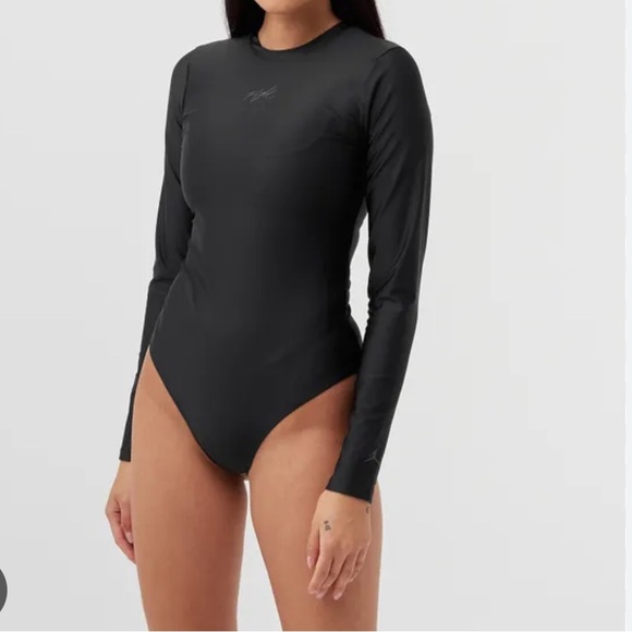 Jordan Essentials Women's Bodysuit Size Small Long Sleeves Back Zipper Tight Fit - Picture 3 of 15